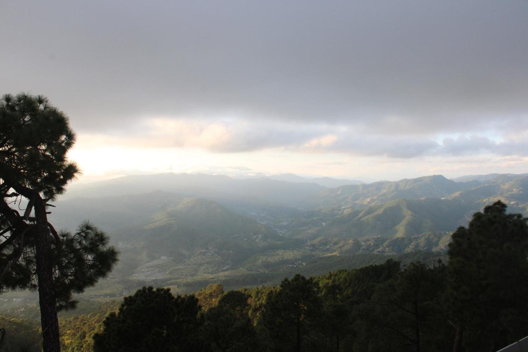 Himalayan Hobbit House Hotel Almora Ngoại thất bức ảnh