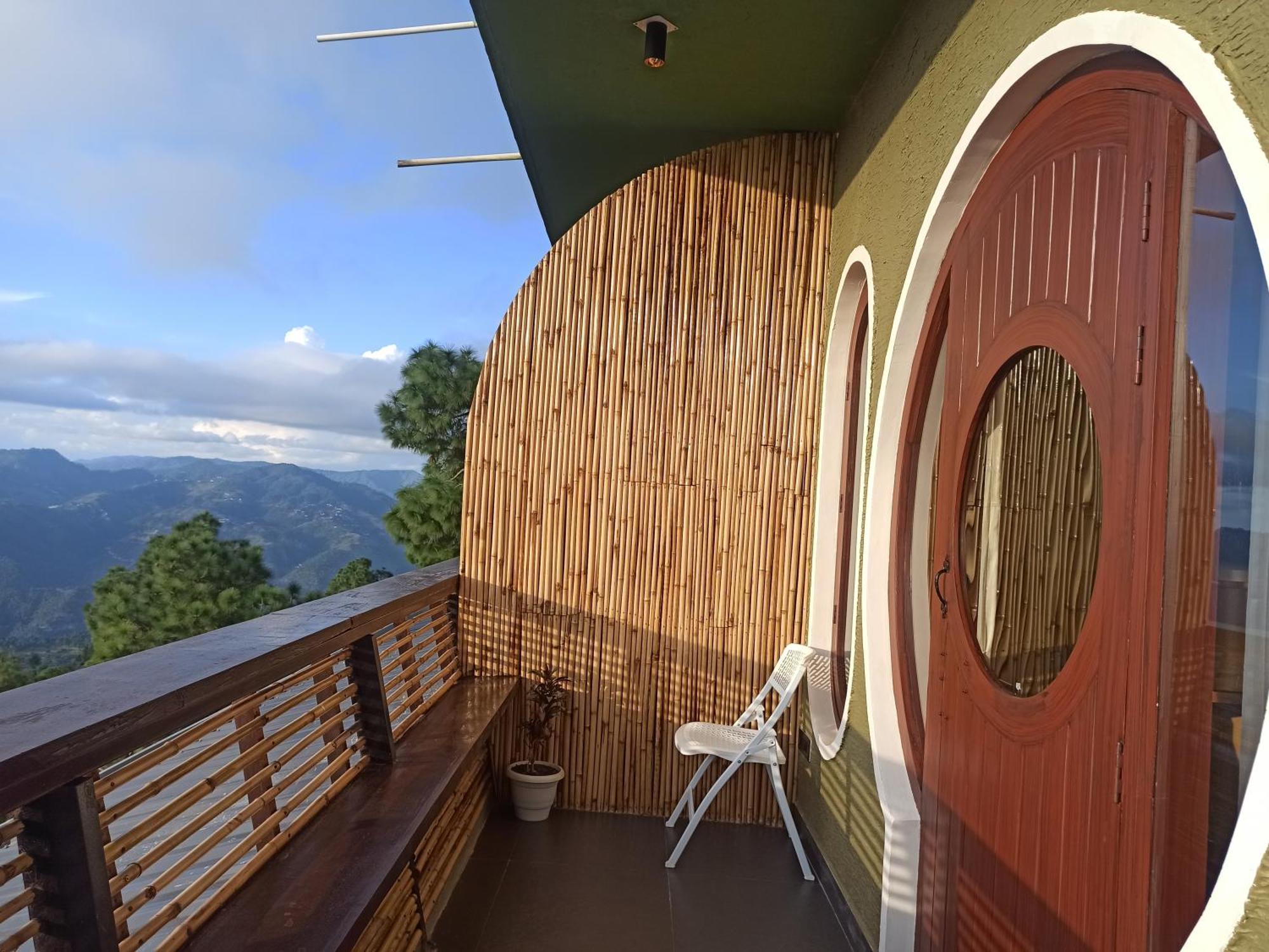 Himalayan Hobbit House Hotel Almora Ngoại thất bức ảnh