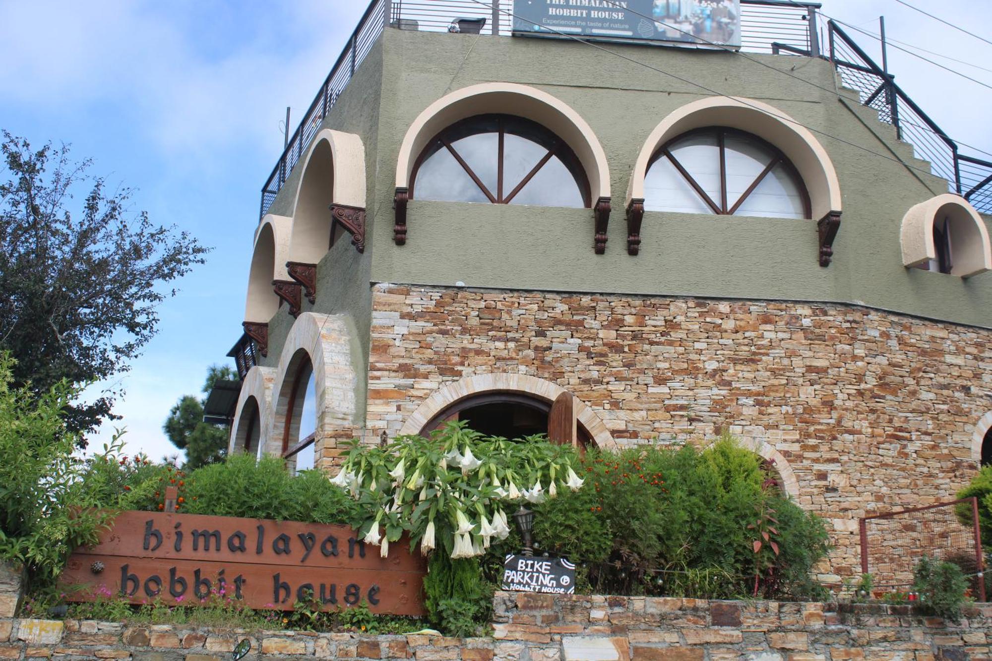 Himalayan Hobbit House Hotel Almora Ngoại thất bức ảnh